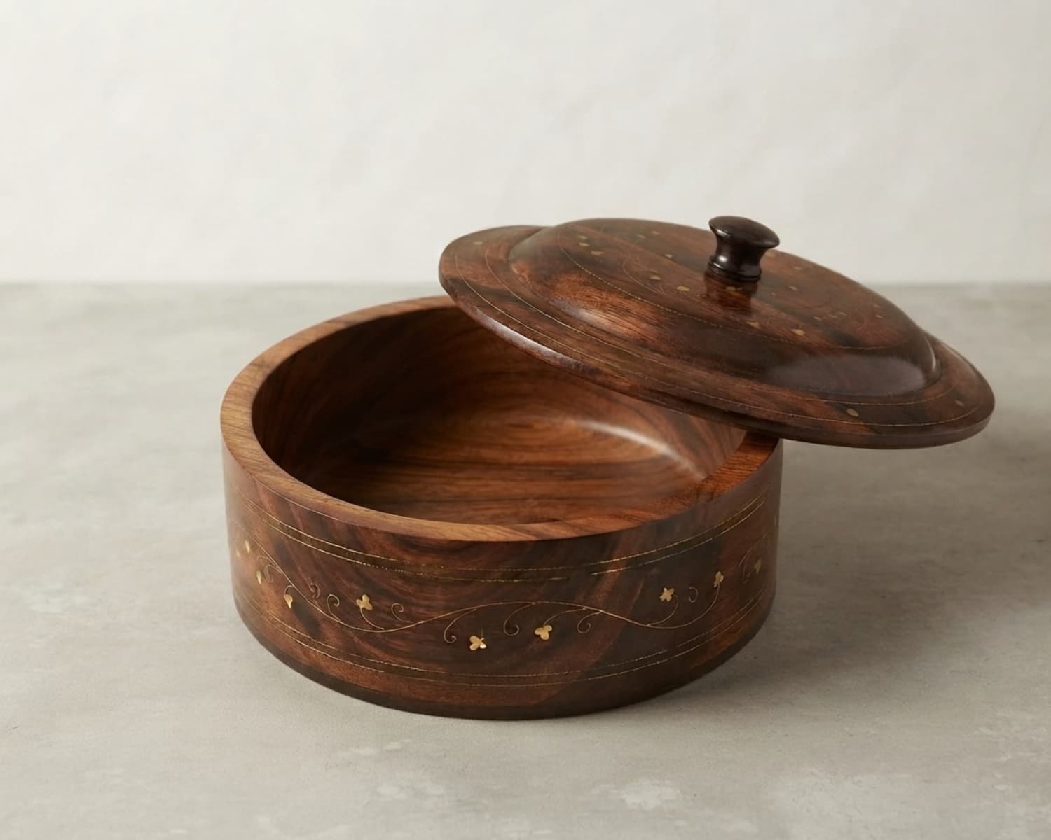 Wooden Hotpot with Brass Work - 4 Liter, 12 Inch Traditional Wooden Serving Hotpot
